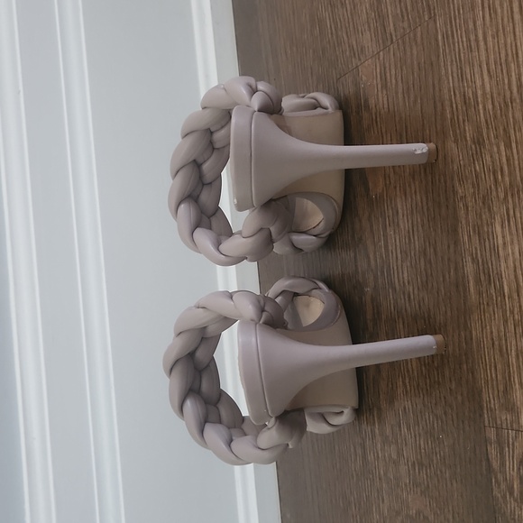 Steve Madden Heels - Picture 3 of 5